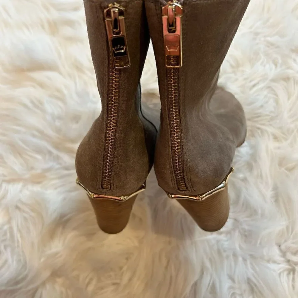 Elaine Turner bootie size 9.5 tan grey open toe gold heel trim